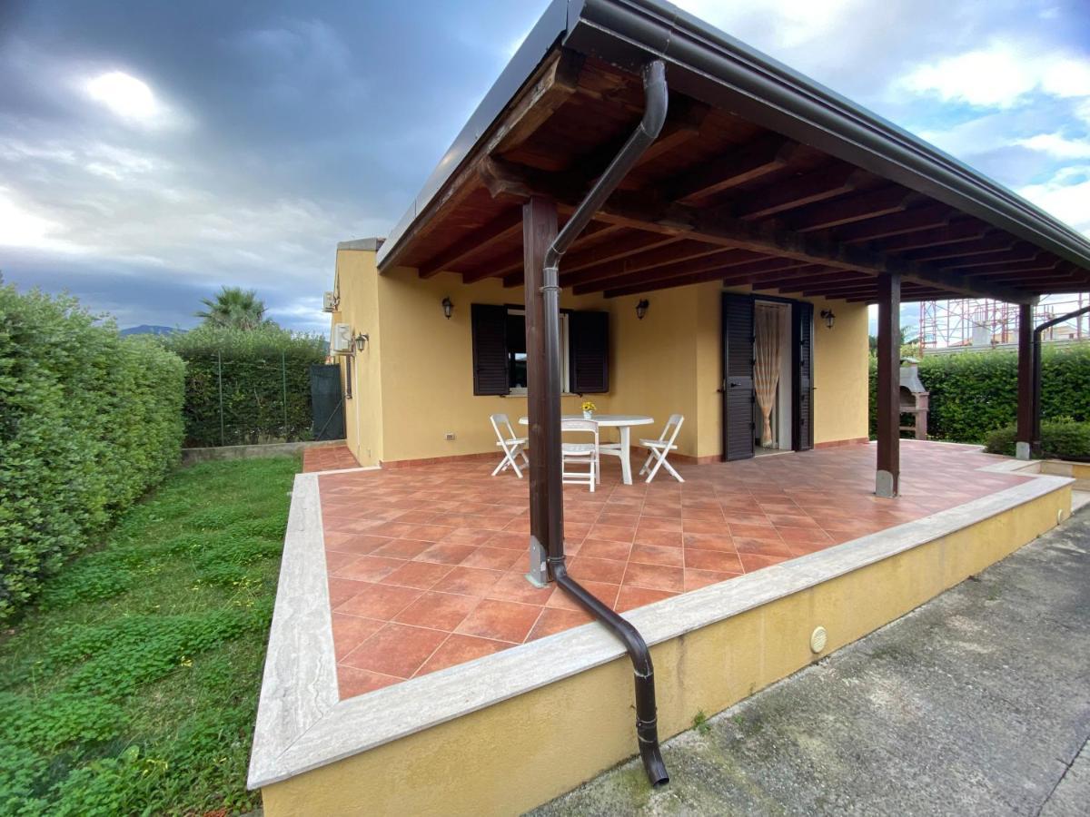 Villa Indipendente Le Coccinelle Beach Mare Piscina A 250 Mt Dal Mare Con Servizio Di Piscina A 400 Mt 12 K Da Cefalu Campofelice Di Roccella Buitenkant foto
