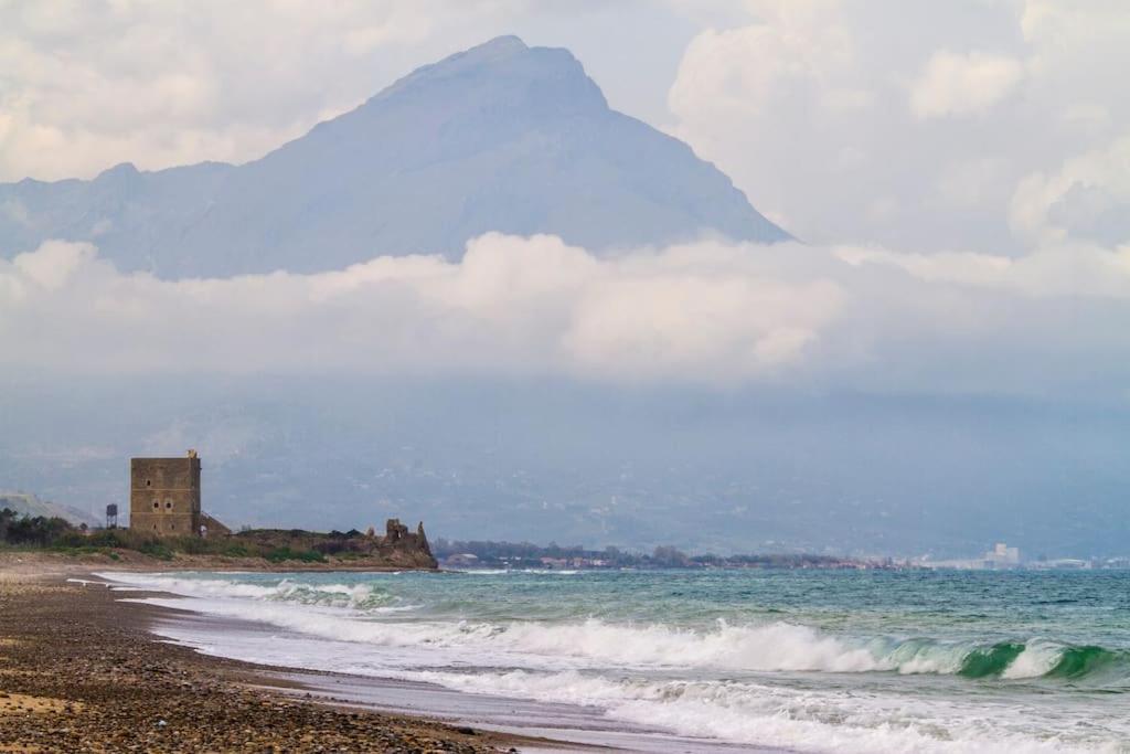 Villa Indipendente Le Coccinelle Beach Mare Piscina A 250 Mt Dal Mare Con Servizio Di Piscina A 400 Mt 12 K Da Cefalu Campofelice Di Roccella Buitenkant foto