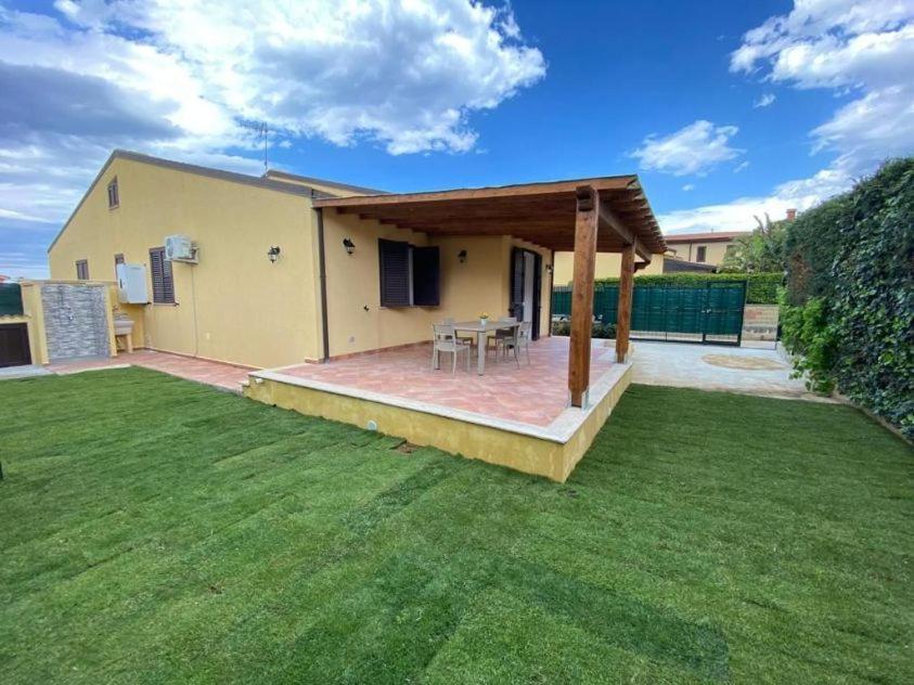 Villa Indipendente Le Coccinelle Beach Mare Piscina A 250 Mt Dal Mare Con Servizio Di Piscina A 400 Mt 12 K Da Cefalu Campofelice Di Roccella Buitenkant foto